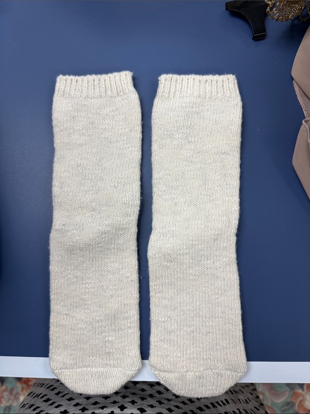 Aritzia TNA Socks